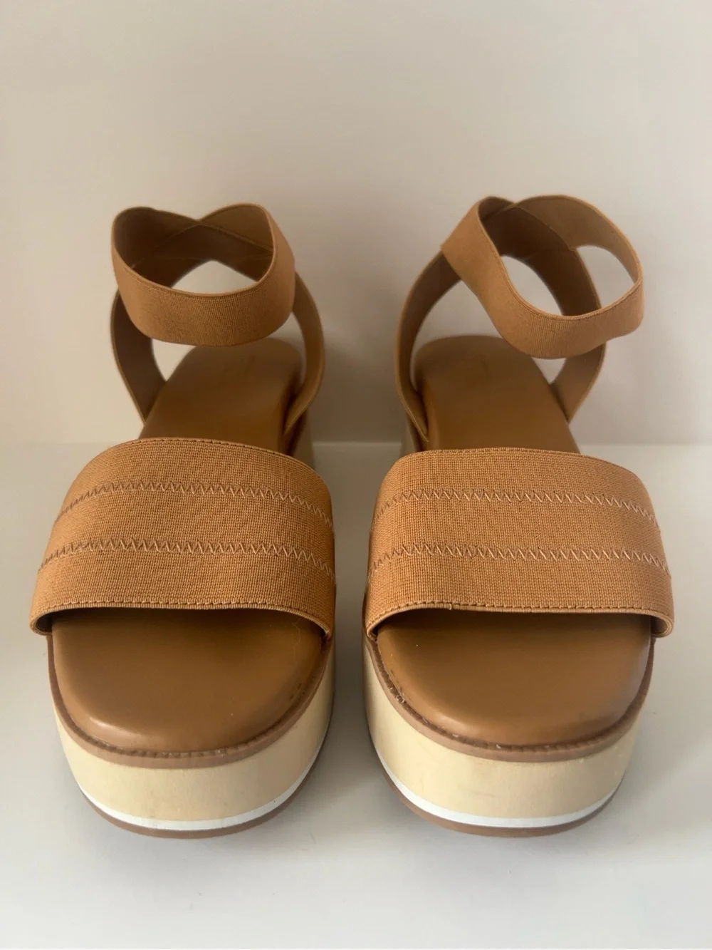 Nordstrom Rack Platform Sandals Women’s Size 8M Camel Stretch Slingback Comfort